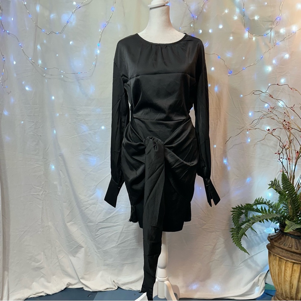 NWOT ! Black Dress